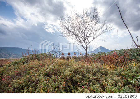 Autumn deepens Mt. Osorezan Autumn deepens Mt. Osorezan 82102809