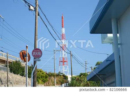 朝拜鋼塔的晨景 朝拜鋼塔的晨景 82106666