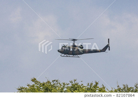 陸上自衛隊直升機 UH-1H / J 陸上自衛隊直升機 UH-1H / J 82107864
