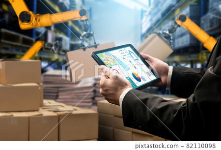 Smart robot arm systems for innovative warehouse and factory digital technology 82110098