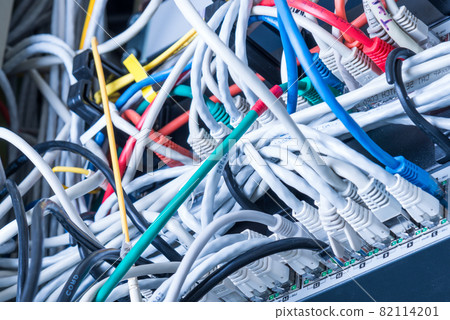 patch cables connected to data router 82114201