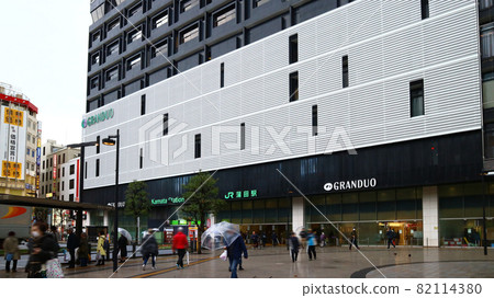Kamata station west entrance Kamata station west entrance 82114380