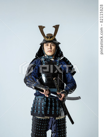拔出劍的盔甲戰士 武士 武士 武士 82115828