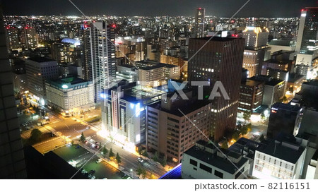 這是札幌站前的景色。 82116151