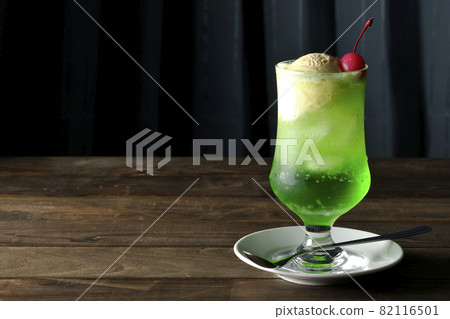 櫻桃甜瓜奶油蘇打水 櫻桃甜瓜奶油蘇打水 82116501