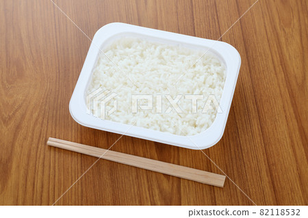 Retort cooked rice 82118532