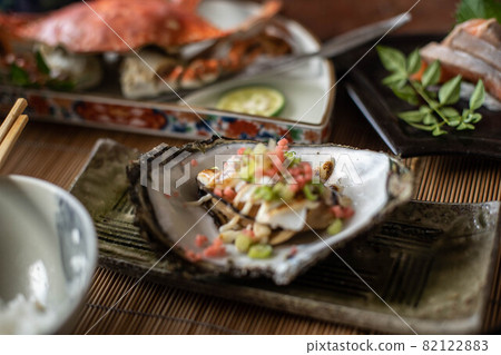 岩牡蠣:海鮮懷石料理 岩牡蠣:海鮮懷石料理 82122883