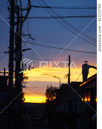 Cityscape at sunset 82123749