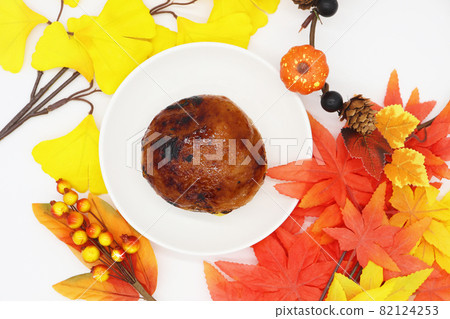 Autumn sweets "Creme Brulee" 82124253