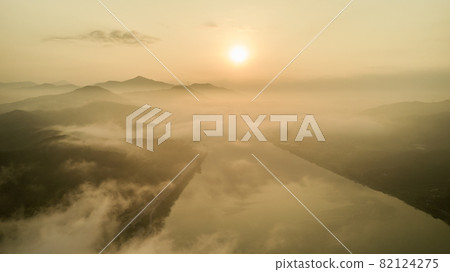 Sunrise, Unhae, Yangseo-myeon, Namhan River, Yangpyeong-gun, Gwangju, Gyeonggi-do Sunrise, Unhae, Yangseo-myeon, Namhan River, Yangpyeong-gun, Gwangju, Gyeonggi-do 82124275