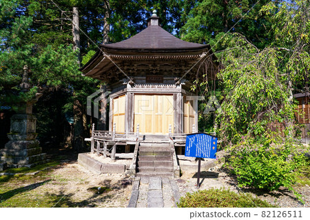 Kokujoji, the oldest famous temple in Niigata prefecture 82126511