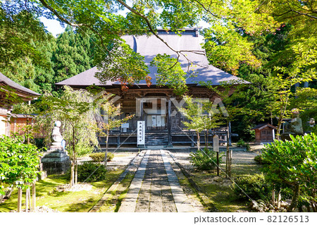 Kokujoji, the oldest famous temple in Niigata prefecture 82126513