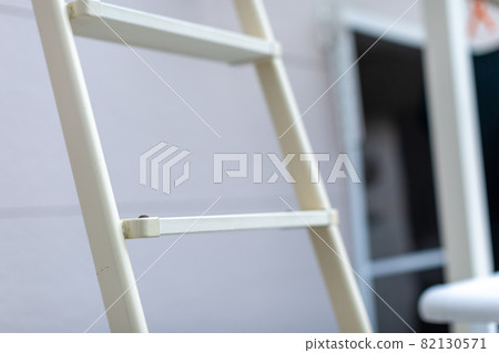 ladder ladder 82130571
