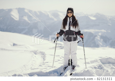 woman in ski resort in colorado 82131311
