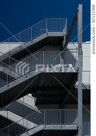 Emergency stairway of building 82131566