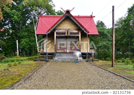Scenery of Kawayu Shrine and Kawayu Onsen Station in Hokkaido Scenery of Kawayu Shrine and Kawayu Onsen Station in Hokkaido 82131736