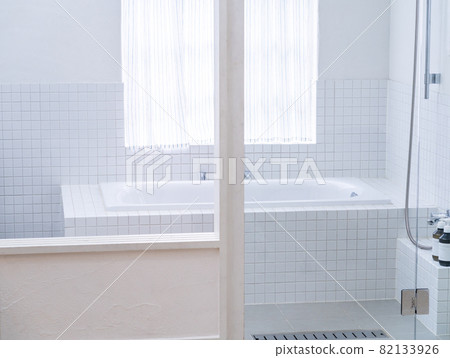 Bathroom interior image 82133926