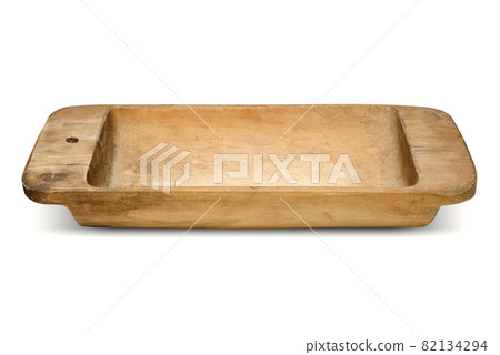 Old wooden washing tub 82134294
