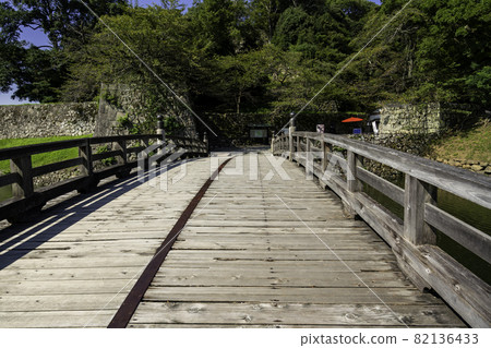Hikone Castle Omotemon Bridge, Hikone City, Shiga Prefecture 82136433