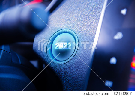 2022 start button on dashboard, new year concept 82138907