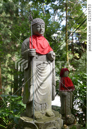 Hozan-ji Temple, Jizo-son on the approach to Okunoin, Ikoma City, Nara Prefecture Hozan-ji Temple, Jizo-son on the approach to Okunoin, Ikoma City, Nara Prefecture 82139753
