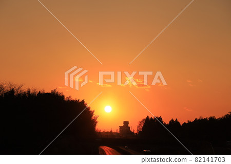 Higashi Kanto Expressway and sunset 82141703
