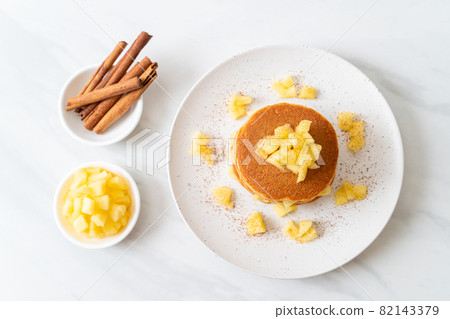 apple pancake or apple crepe 82143379