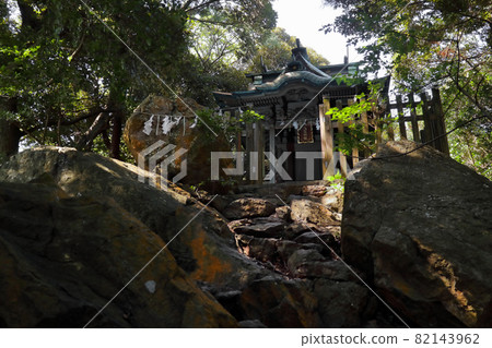 浪漫茨木(大御香神社的主神,女織之神,星辰之神,惡人之神的靈力封印在這座落基山上。) 浪漫茨木(大御香神社的主神,女織之神,星辰之神,惡人之神的靈力封印在這座落基山上。) 82143962