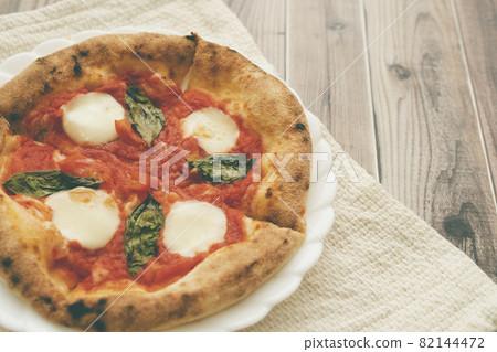 Margherita 82144472
