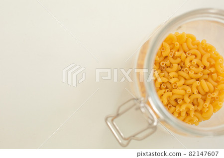 用於儲存的玻璃容器中的通心粉 82147607