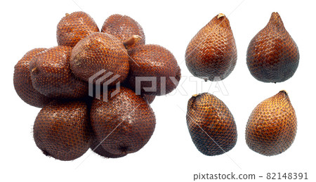 Snack skin fruit or Salak fruit isolated on white background Snack skin fruit or Salak fruit isolated on white background 82148391