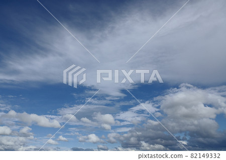 Blue sky and clouds that appeared during the summer rain Blue sky and clouds that appeared during the summer rain 82149332