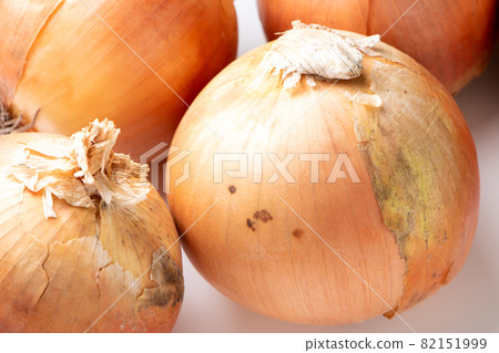 Onion (from Hokkaido). Onion (from Hokkaido). 82151999