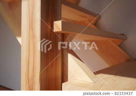 木樓梯樓梯 82153437
