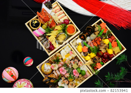 New Year's New Year dishes 82153941