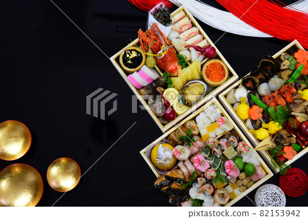 New Year's New Year dishes 82153942