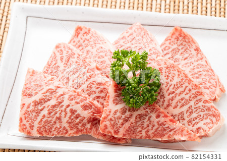 Beef for grilled meat. Ichibo (Japanese black beef), which is said to be a rare part. 82154331