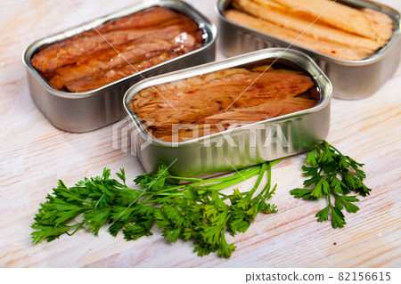 Can of melva fillets in oil with greens Can of melva fillets in oil with greens 82156615