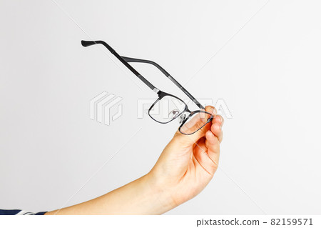 Glasses 82159571