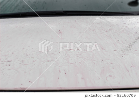 用鐵粉去除劑在身體上出現紫色的鐵粉 用鐵粉去除劑在身體上出現紫色的鐵粉 82160709