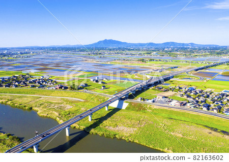 Kougawa Expressway taken at the outskirts of the Chuo Road (near Joso Interchange) with Tsukuba in the background 82163602