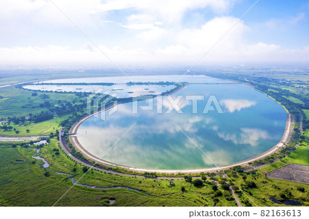 Watarase Retarding Ground in the early summer morning (Tochigi City, Tochigi Prefecture) Watarase Retarding Ground in the early summer morning (Tochigi City, Tochigi Prefecture) 82163613