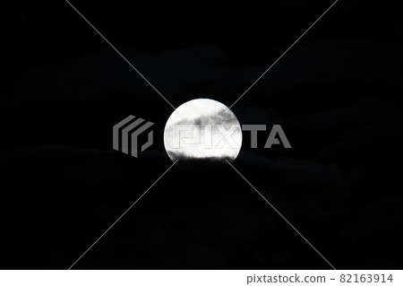 中秋月（豐收月） 82163914
