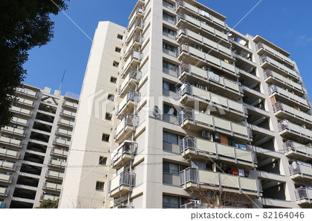 Osaka Municipal Imafuku Minami No. 3 Housing Osaka Municipal Imafuku Minami No. 3 Housing 82164046