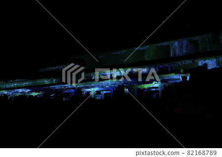 Niigata Sado Kitazawa 浮動集中器仍然亮著 82168789