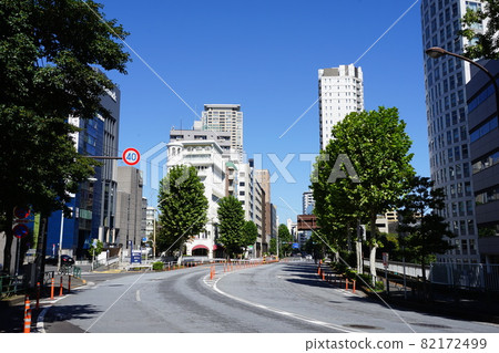 September 602 Minami Aoyama 1-chome, Gaien Higashi-dori, Minato-ku 82172499