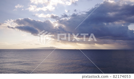 Pacific Ocean Pacific Ocean 82174053