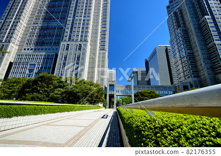 Scenery of skyscrapers in Shinjuku Shintoshin 82176355