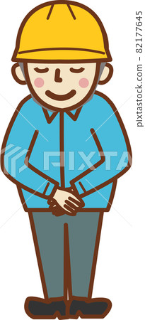 一個男工在他面前舉起雙手鞠躬。 82177645