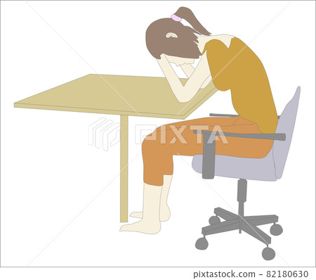 A woman holding her head on the desk and worried 82180630